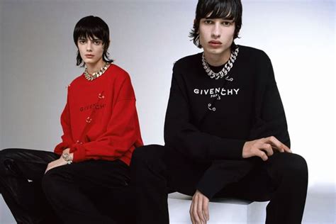 elle magazine givenchy|Givenchy's First Collection by Matthew M. Williams is Finally .